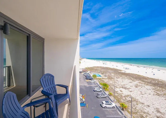 Apartment Island Winds West 677