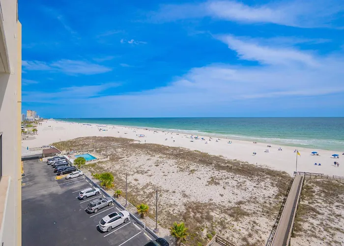 Apartment Island Winds West 677